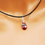 Mały wisiorek migdał 16 mm kryształ Swarovski różowy - 3