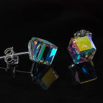 KOLCZYKI KOSTKA NA SZTYFCIE 6 MM CRYSTAL AB - 2