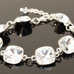 BRANSOLETKA Z KRYSZTAŁAMI  SWAROVSKI KWADRATY - 2