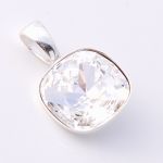 PRZEPIEKNY WISIOREK KWADRAT SQUARE CRYSTAL - 2