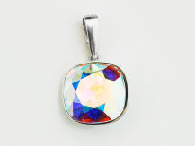 Piękny wisiorek szlif jak diamenty square opalizujący Crystal AB Swarovski
